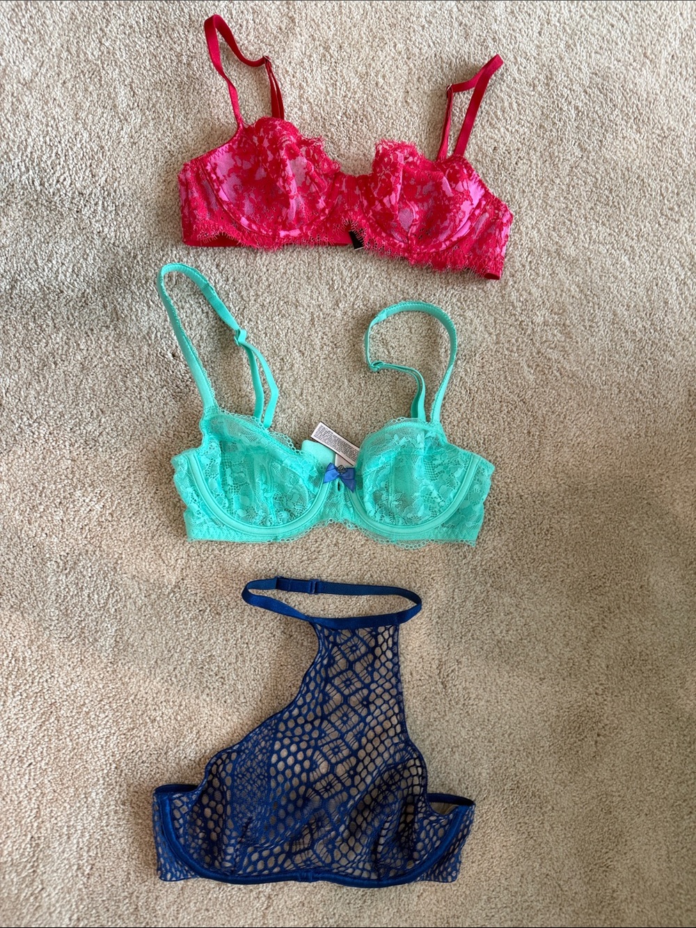 Victoria’s Secret Very Sexy Demi Lace Bra 32B Collection NWOT